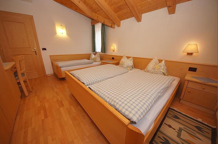Ciasa Wallis Badia  Kamer foto
