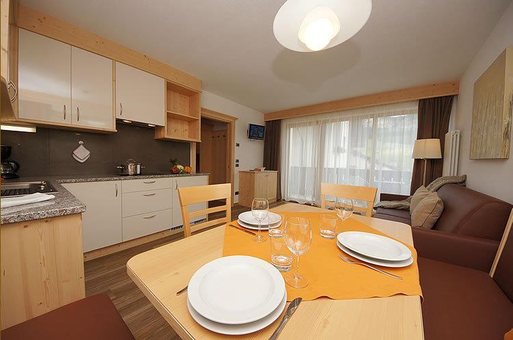 Ciasa Wallis Badia  Kamer foto